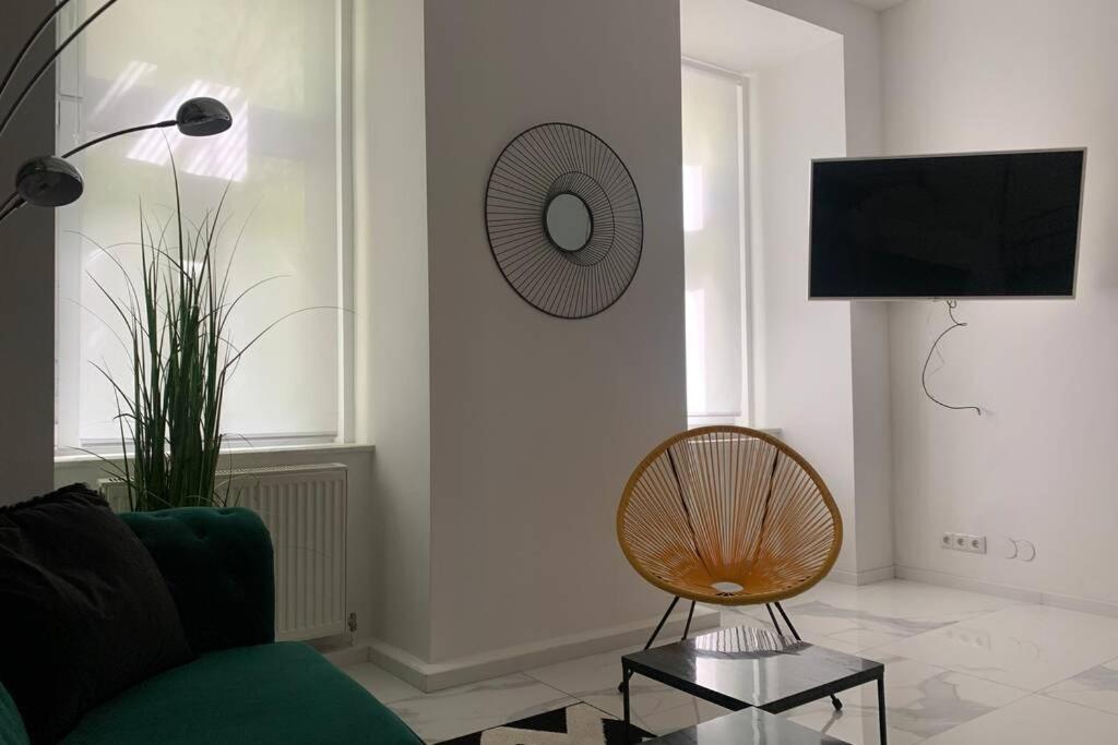Cool City Center Apt. @ Metro And Shopping Street Wien Exterior foto